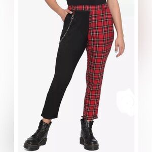 Hot Topic Black & Red Plaid Split Leg Pants Junior’s Size Small punk grunge alt